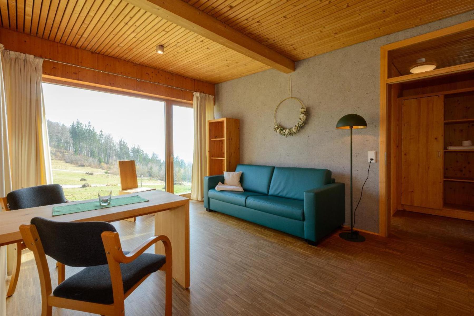 Holiday Home,1746707468:JPEG