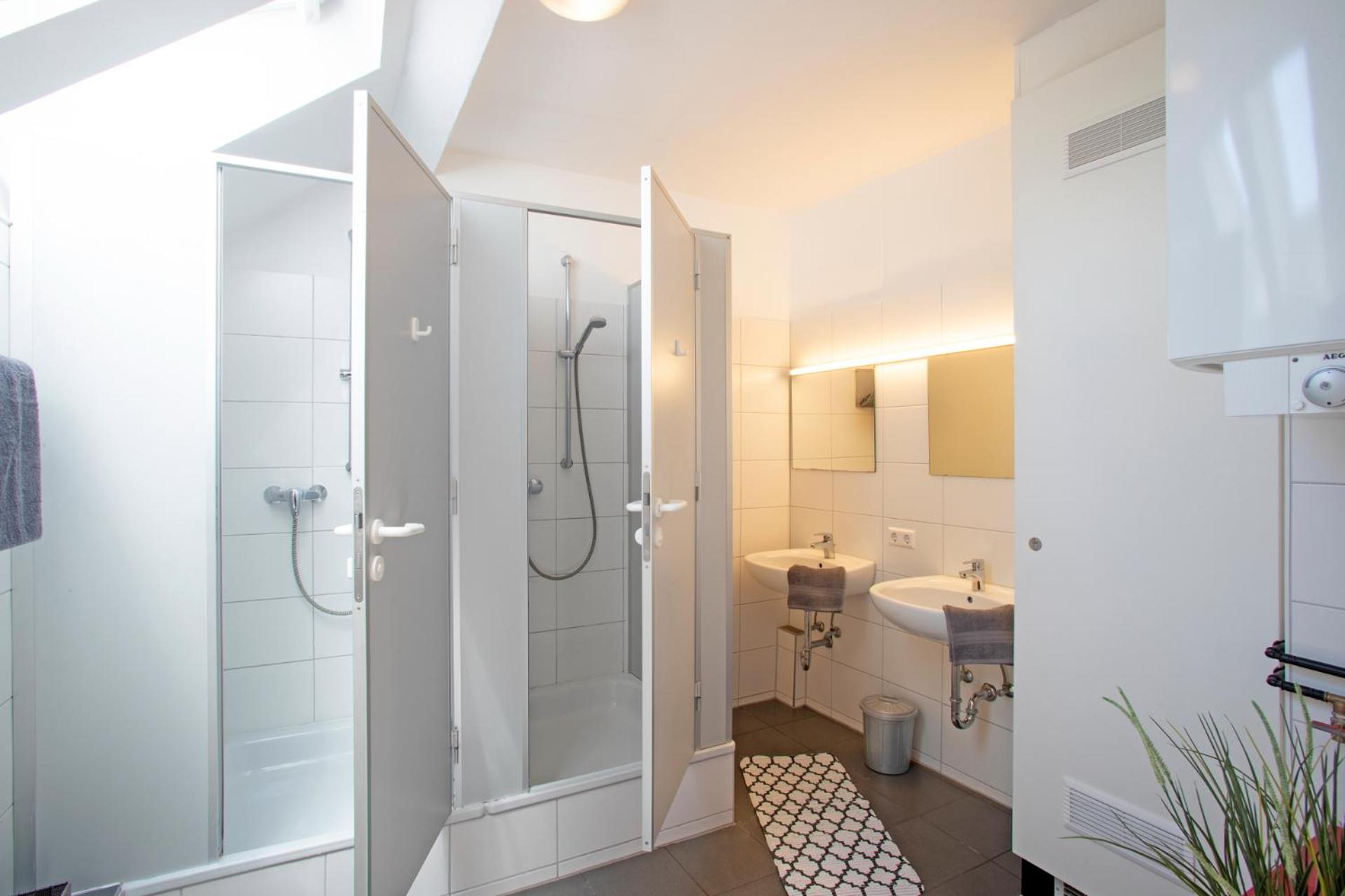 single bed in dormitory,1681787504:JPEG