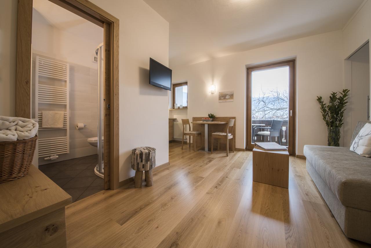 One-Bedroom Apartment with View,499244232:JPEG