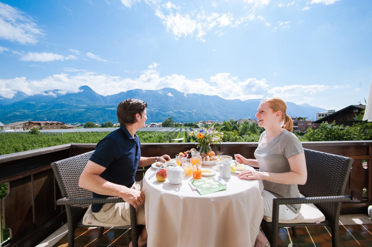 One-Bedroom Apartment with Garden View,1651220688:JPEG