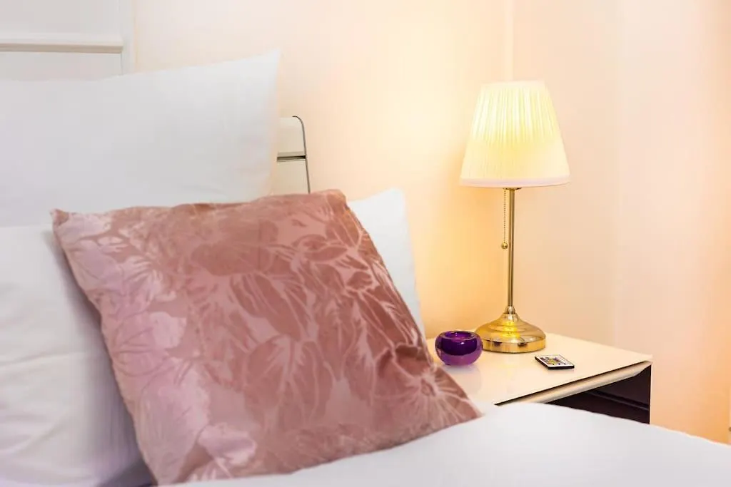 Charmante Wohnung in Koblenzer Innenstadt-1