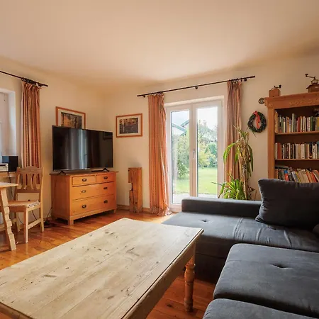 Haus mit wunderschönem Ausblick und Garten-2