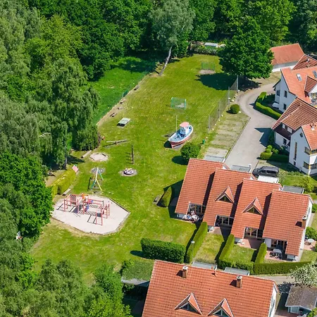 Ferienpark Freesenbruch Doppelhaushälfte 11 - Windflüchter-2