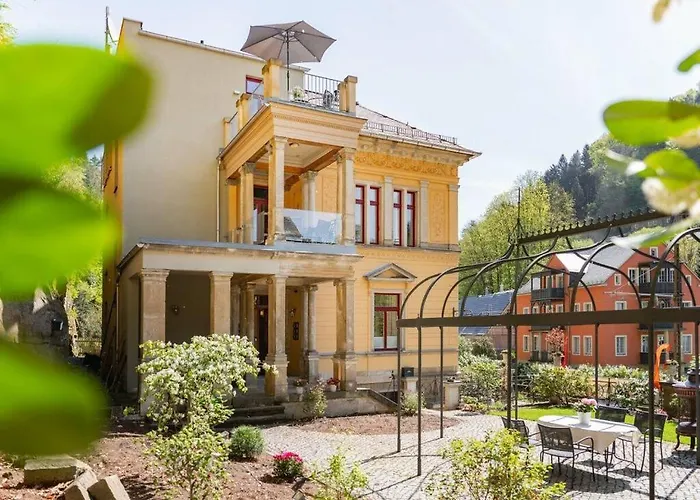 Villa Emma Comfortable Holiday Residence Bad Schandau