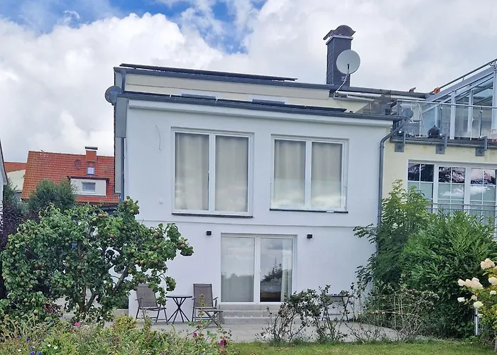Haus Waterkant - traumhafter Meerblick und Garten Sassnitz