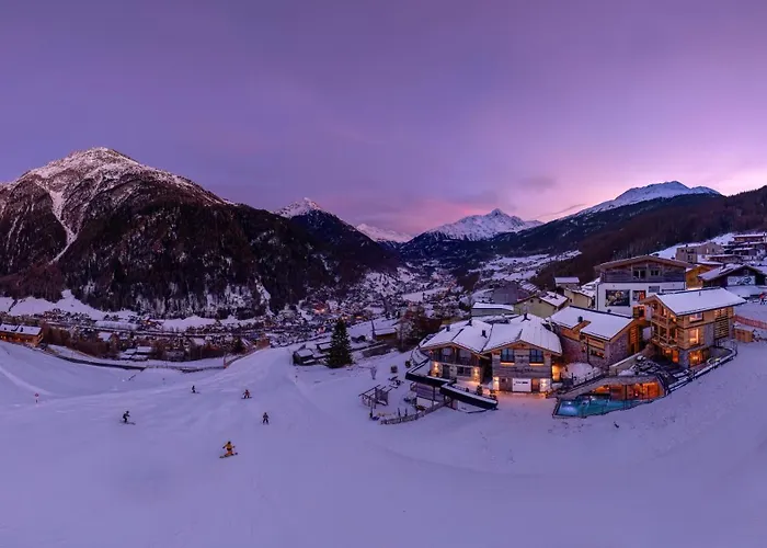 The Peak Sölden - Chalets mit Outdoor-Pool